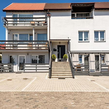 Marinas Rewa Bed & Breakfast Exterior foto